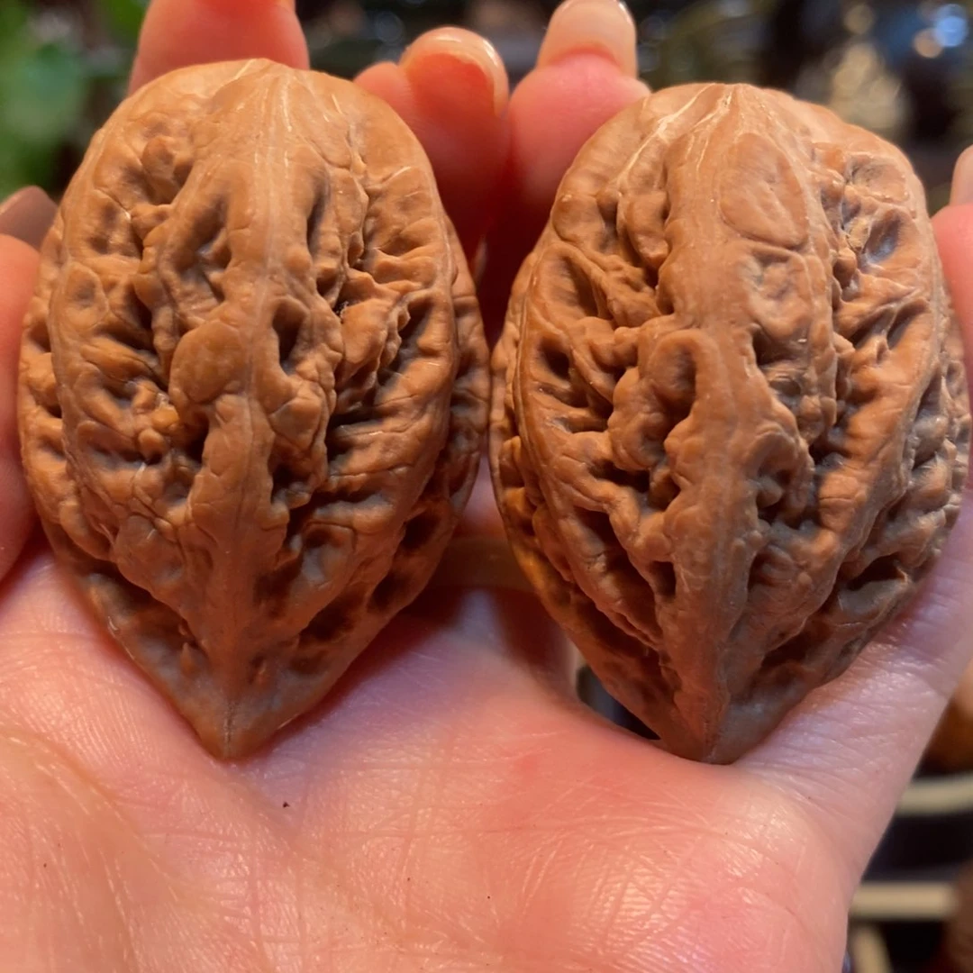 文玩核桃吊坠金龙王38