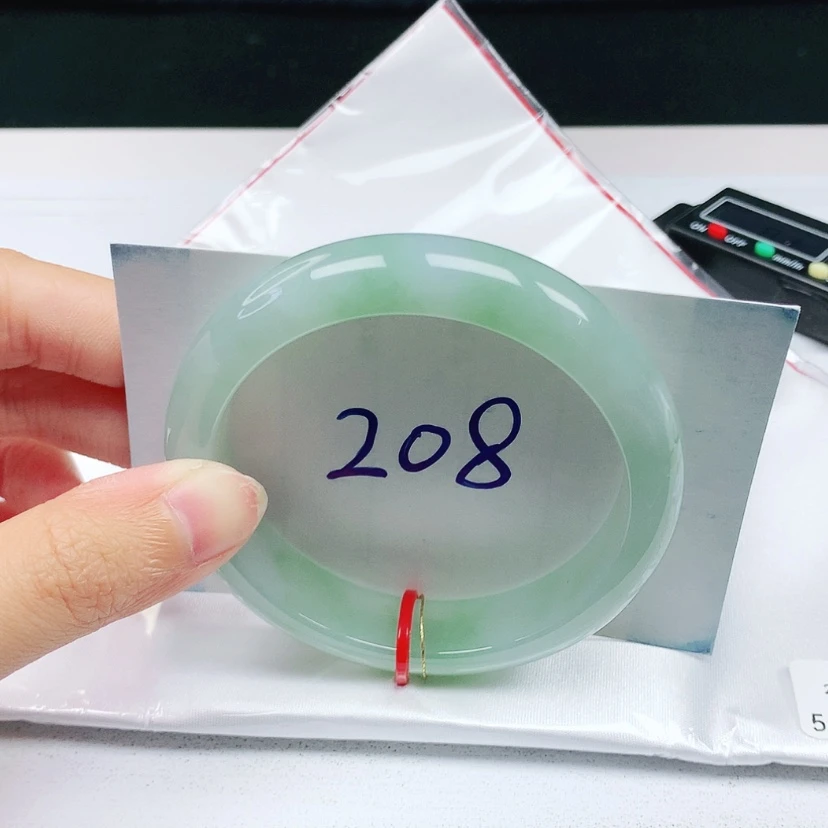 【闪购商品】翡翠手镯未镶嵌56.2圈