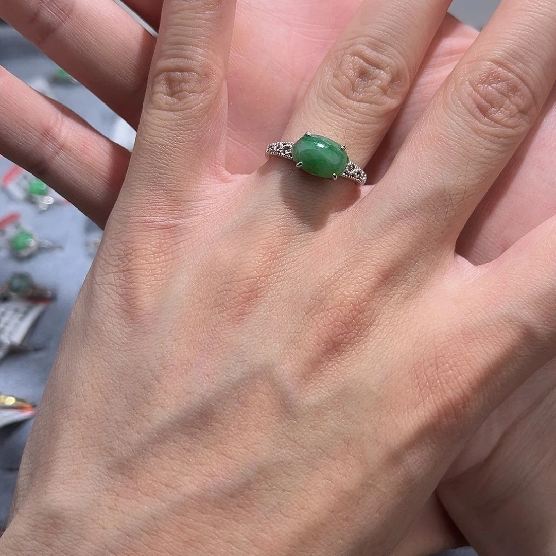 翡翠戒指银S925镶嵌68890