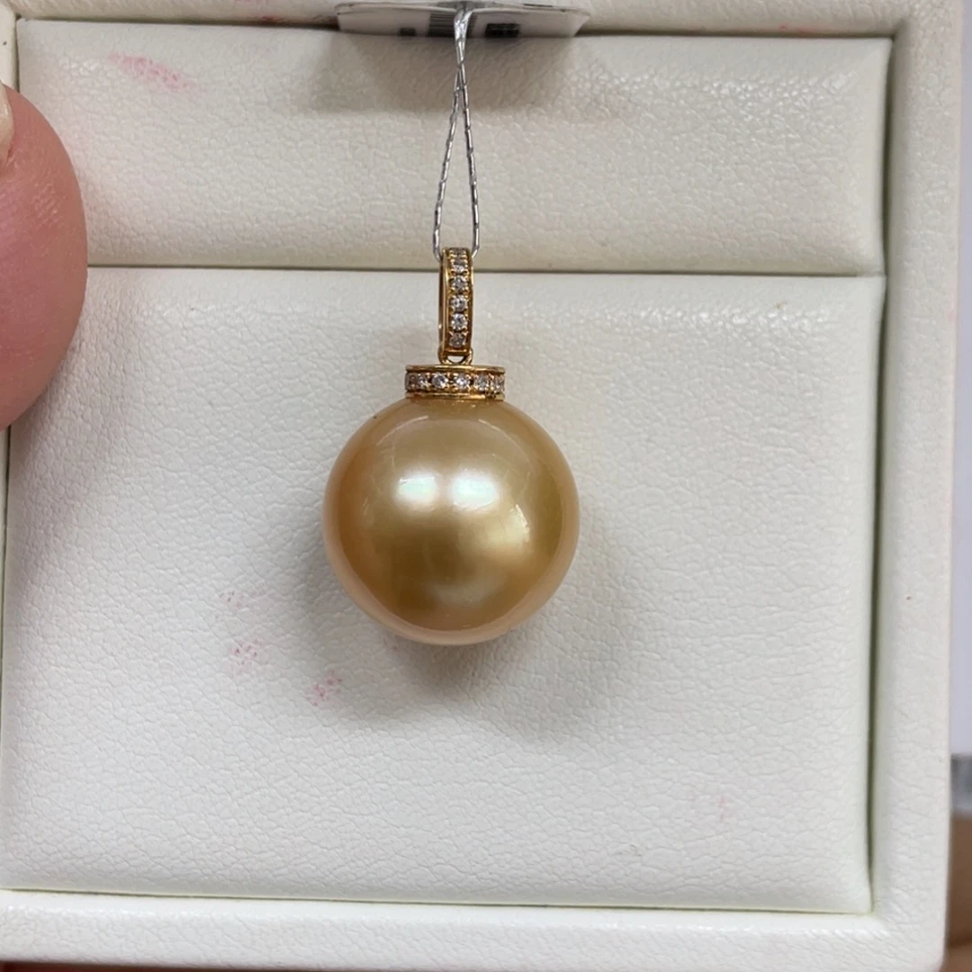 颈饰18K金镶嵌海水珍珠15.3mm