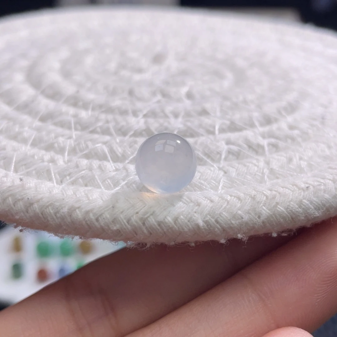 散珠翡翠特色白冰圆珠卡9.4mm