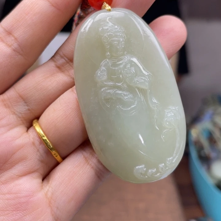 颈饰未镶嵌和田玉