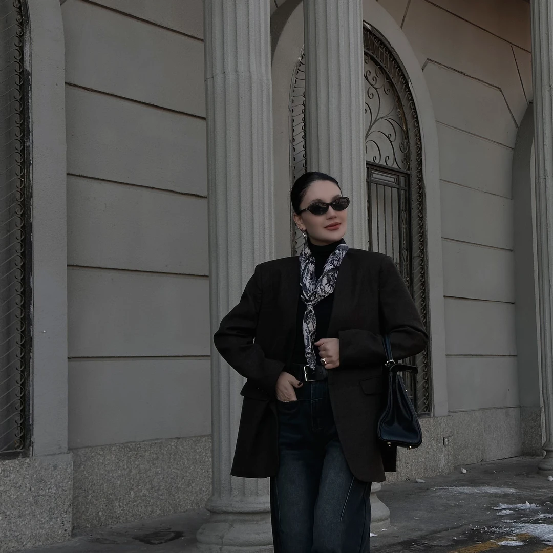 2025款无领短款外套开春必备款