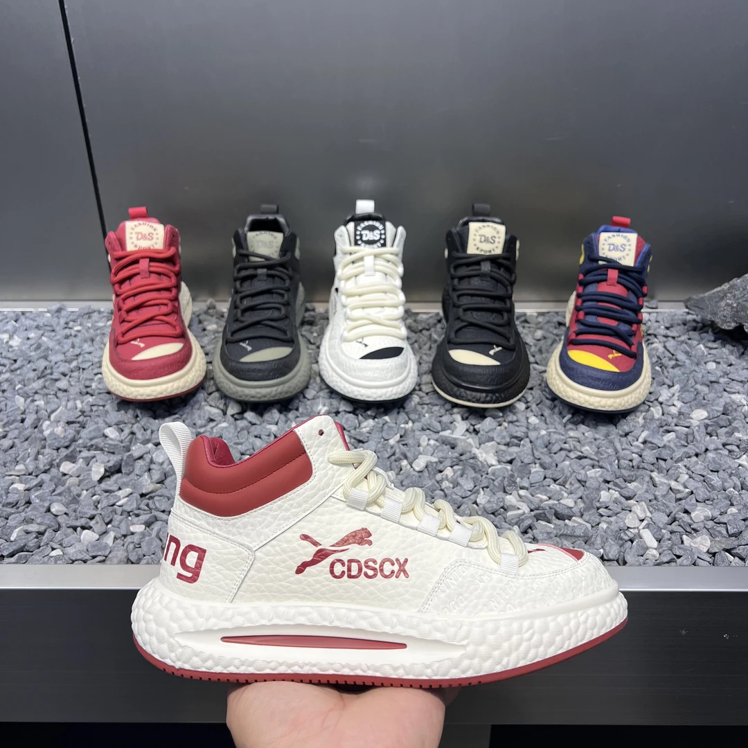 秋季新款皮面潮男时尚休闲板鞋软底软面百搭舒适男鞋（标准码）