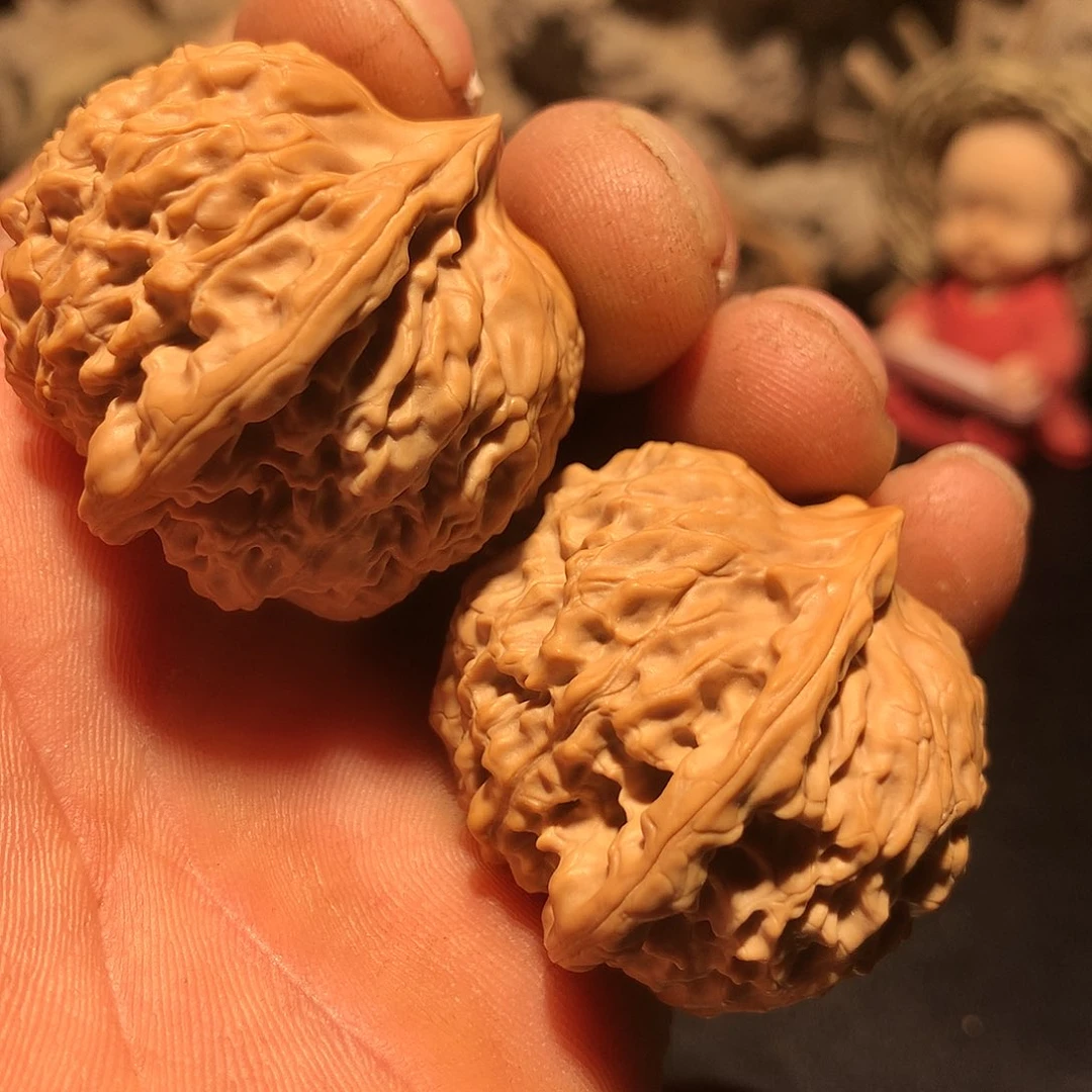 大***森吊坠文玩核桃金皇后小众把件