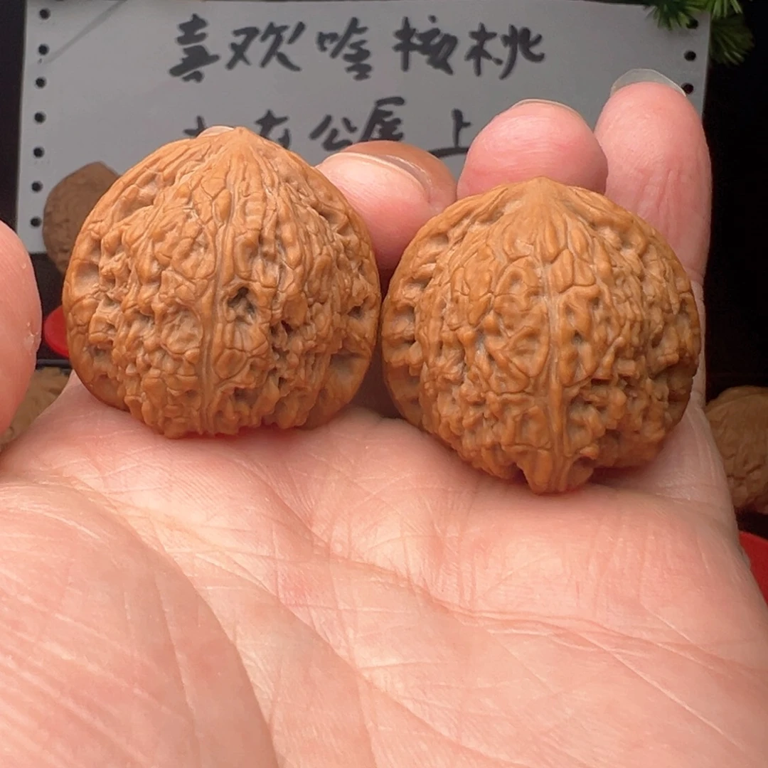 桃核把件野生小众。