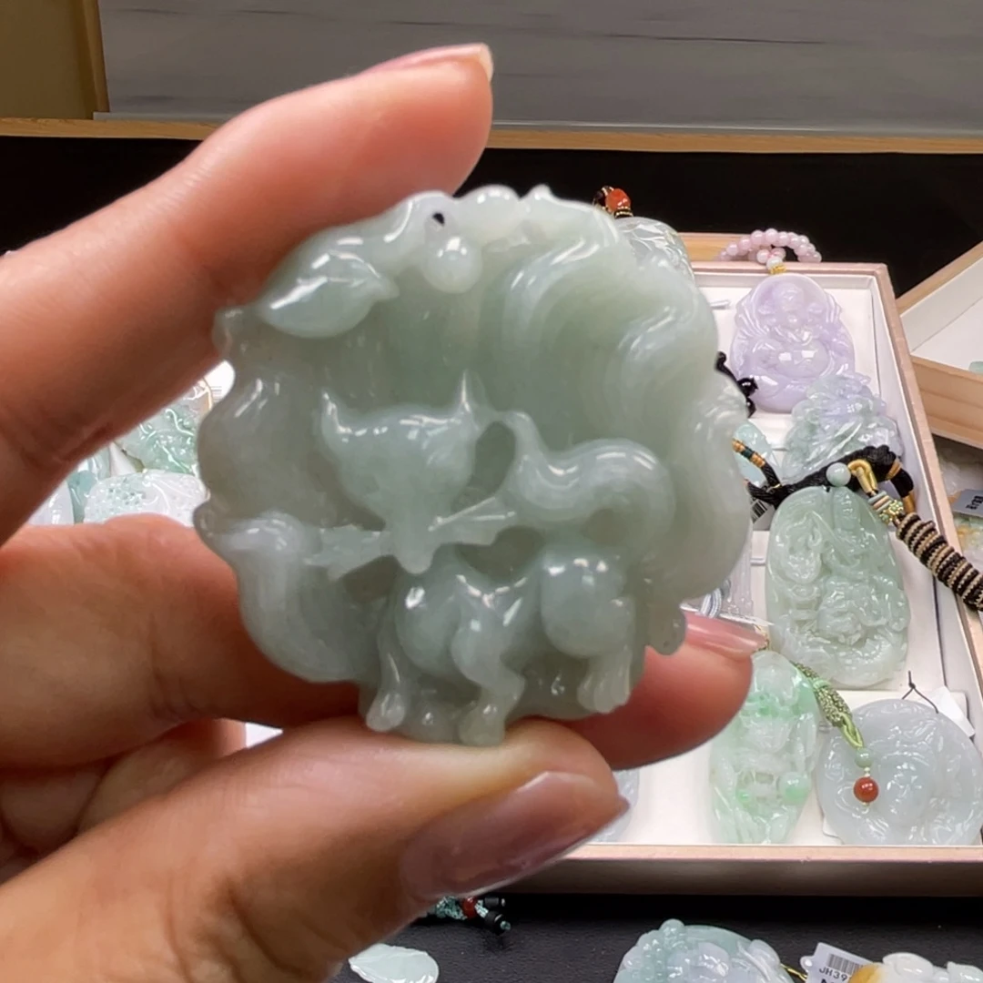 翡翠吊坠(不含链)未镶嵌