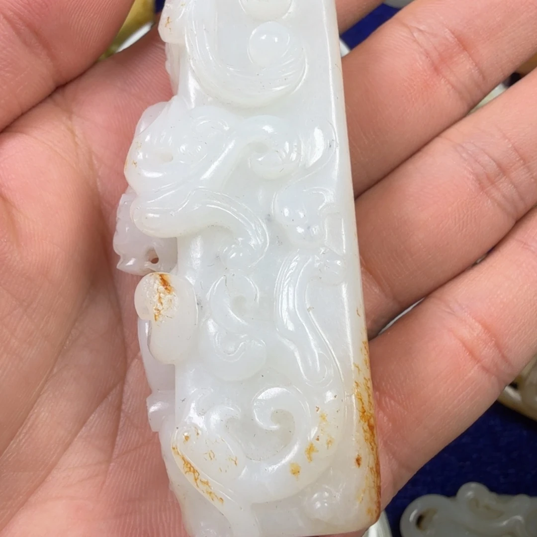 未镶嵌和田玉（糖玉）挂件