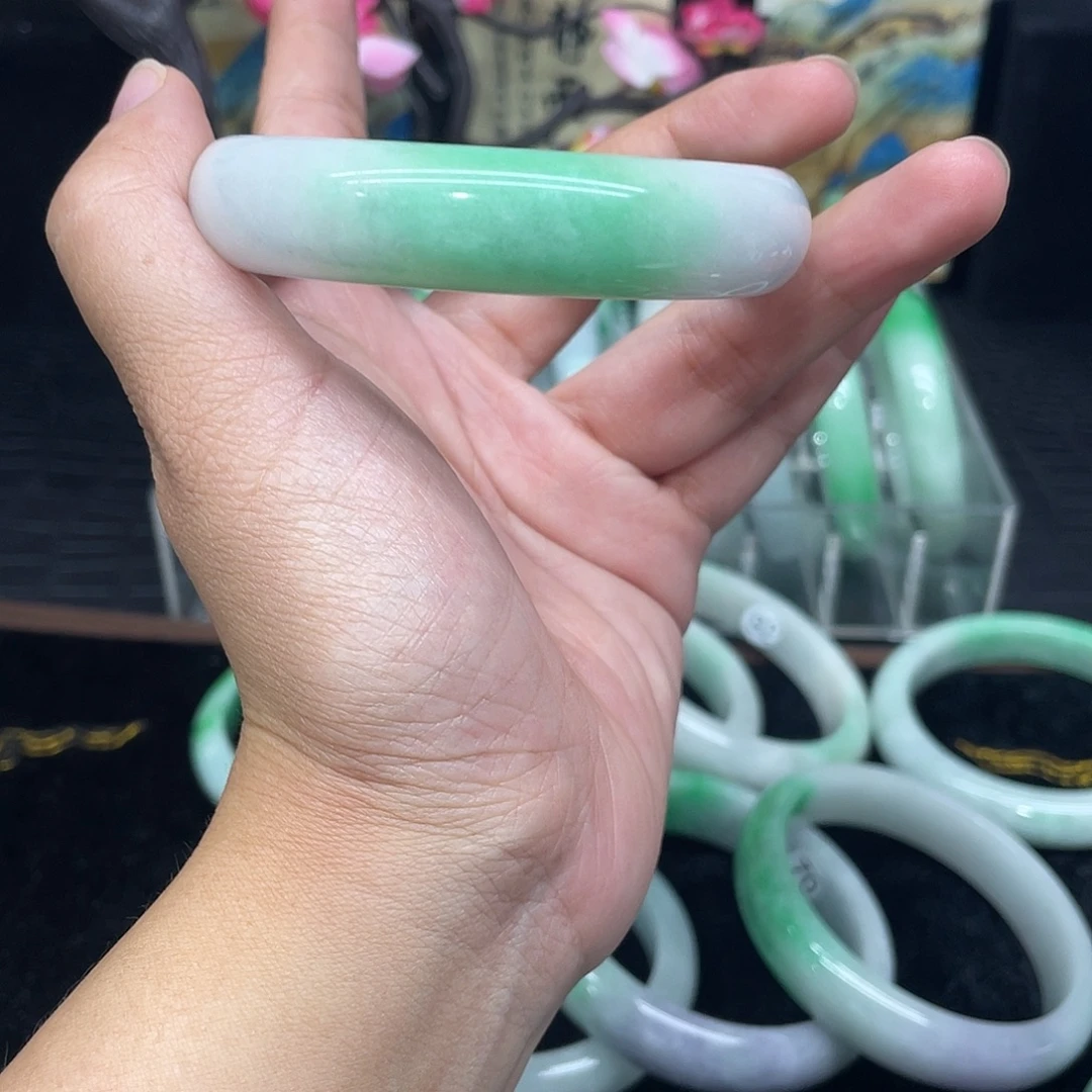 妞***姐以图为准云主播004