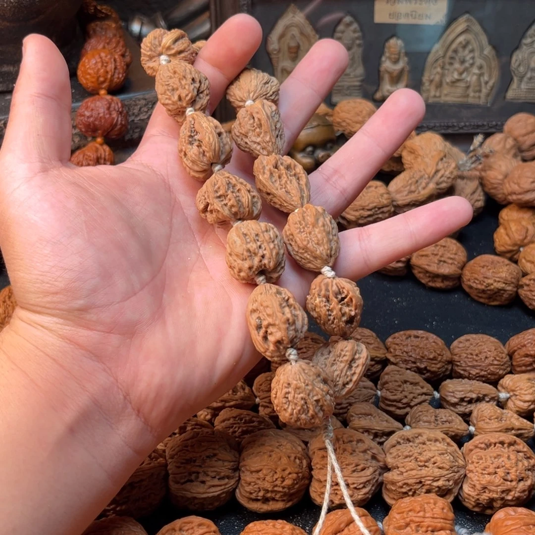 手串桃核铁*?南疆核桃