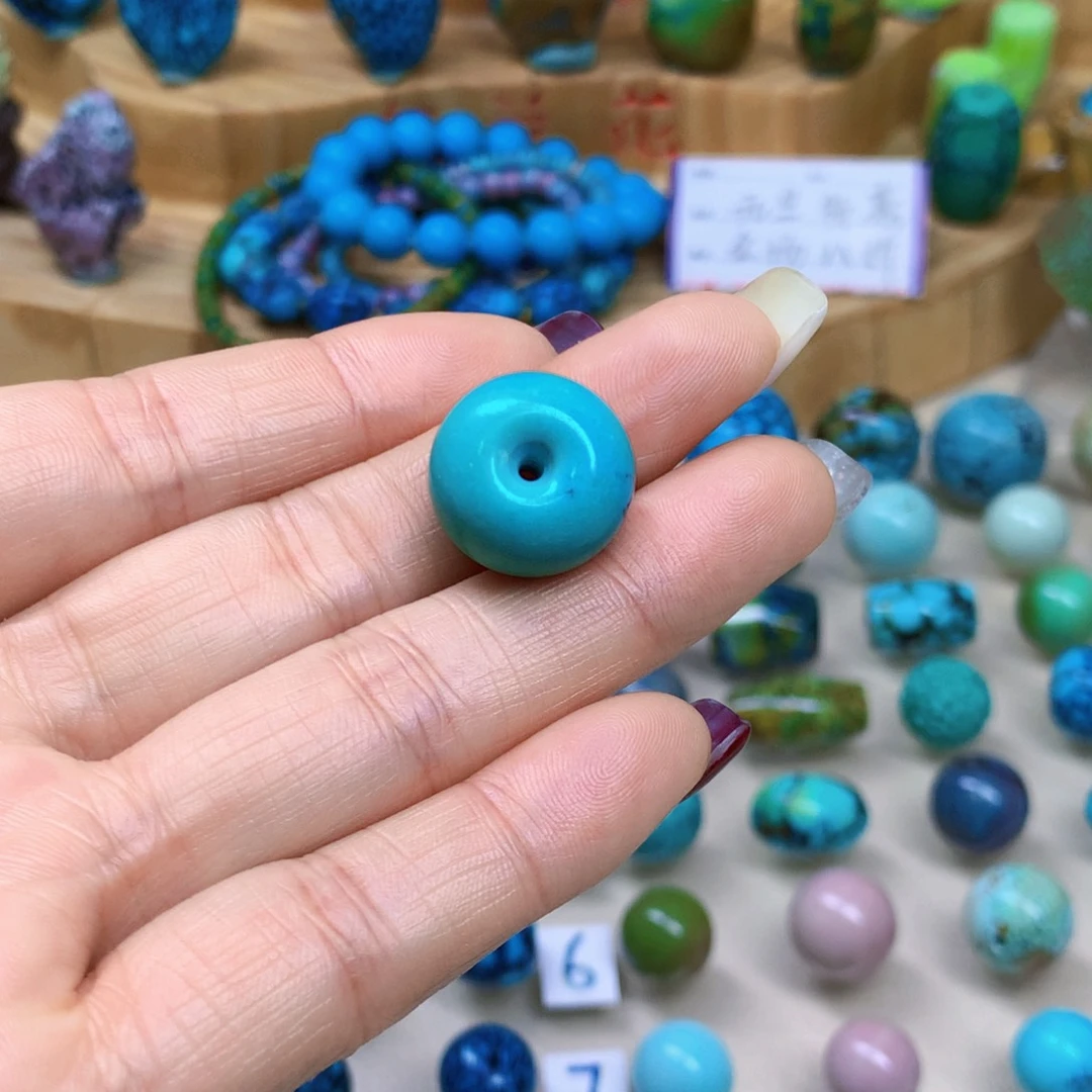 绿松石未镶嵌三彩随行