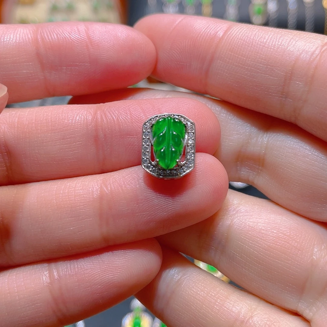 央***翡翠银S925镶嵌吊坠(不含链)