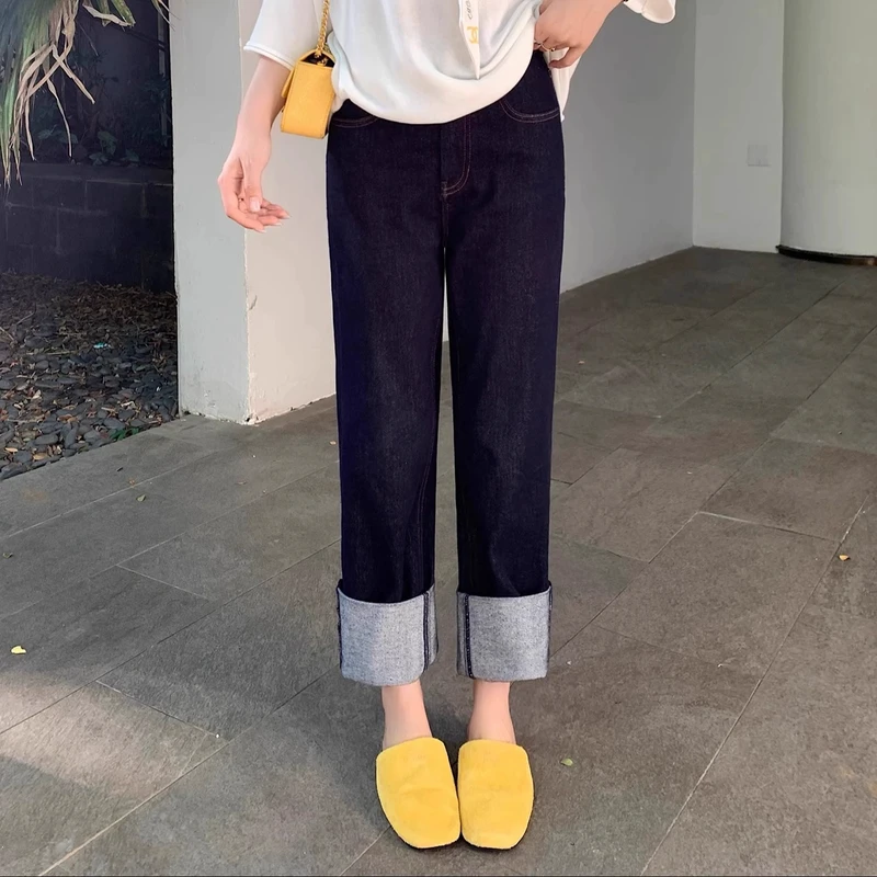 “纸片人窄腿裤”新型活性不掉色牛仔翻边设计怎么穿都显高又时髦