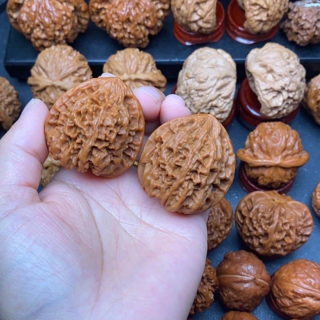 文玩核桃把件40野牛