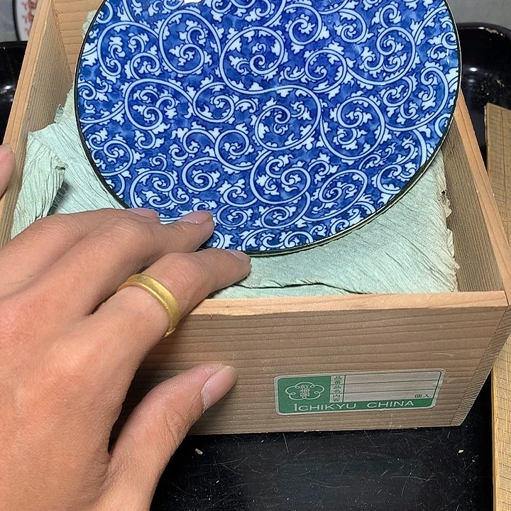 瓷片这样做也不是为了满足消费心理