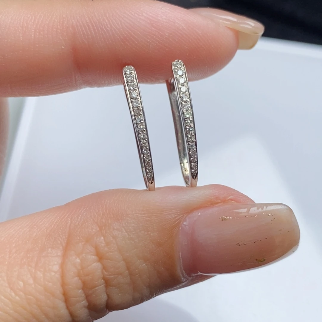 18K金镶嵌钻石耳饰渐变单排耳扣（可搭方糖、双环、甜甜圈）