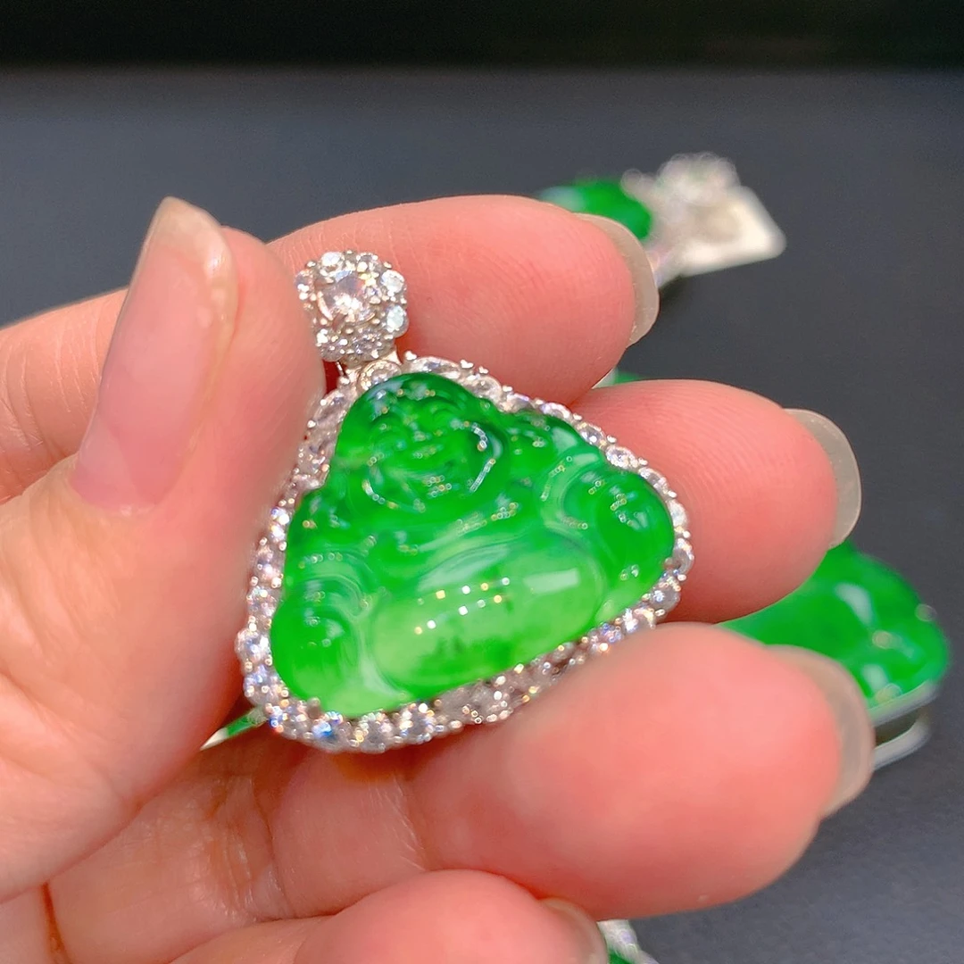 翡翠颈饰银S925镶嵌翡翠