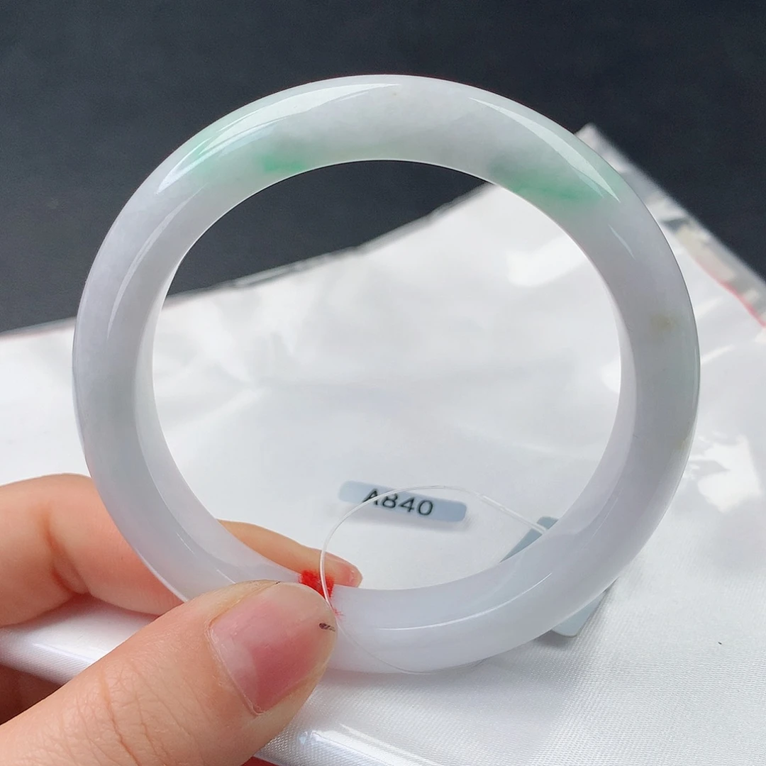 翡翠手镯未镶嵌0053正57