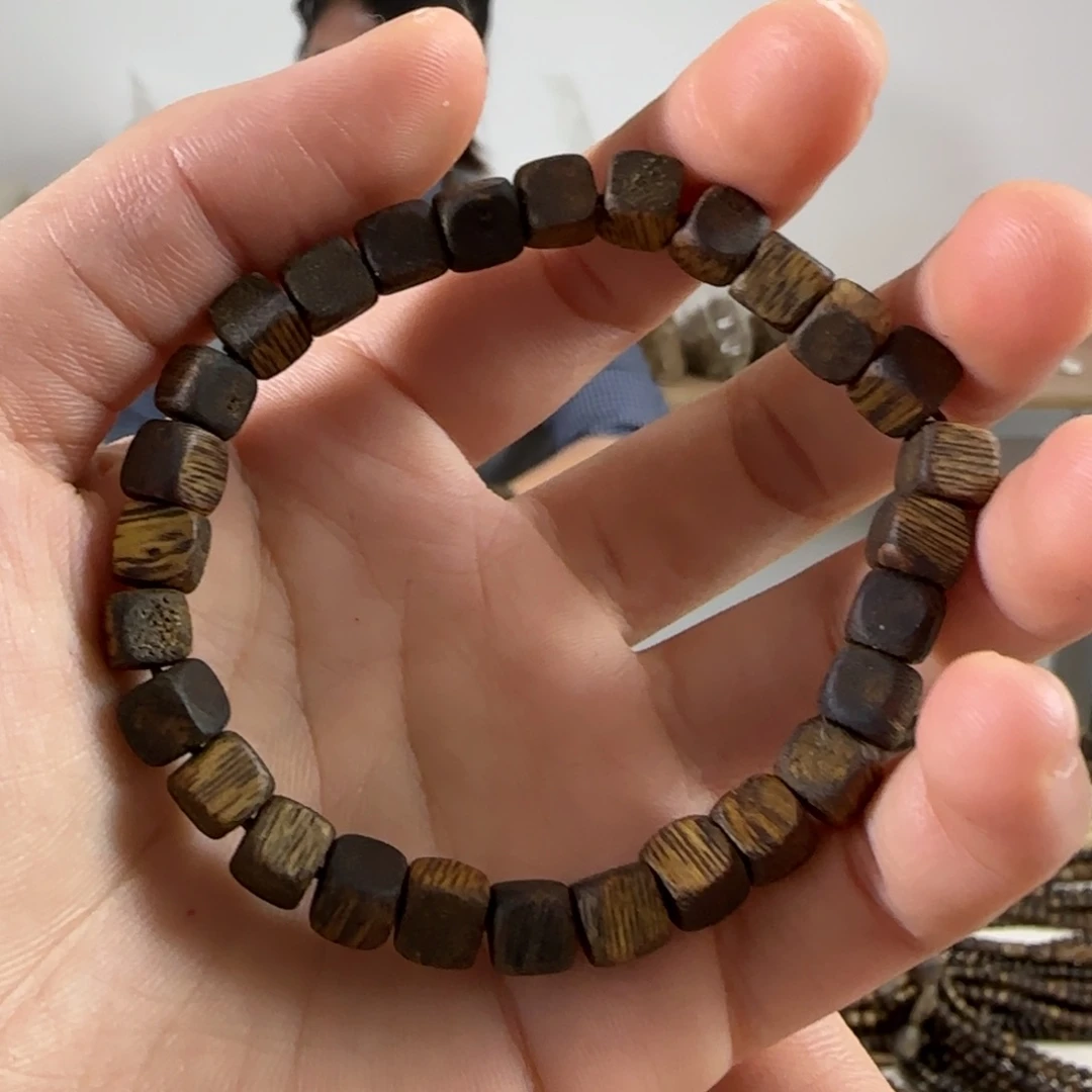 奇楠沉香方糖0.6 4g发一