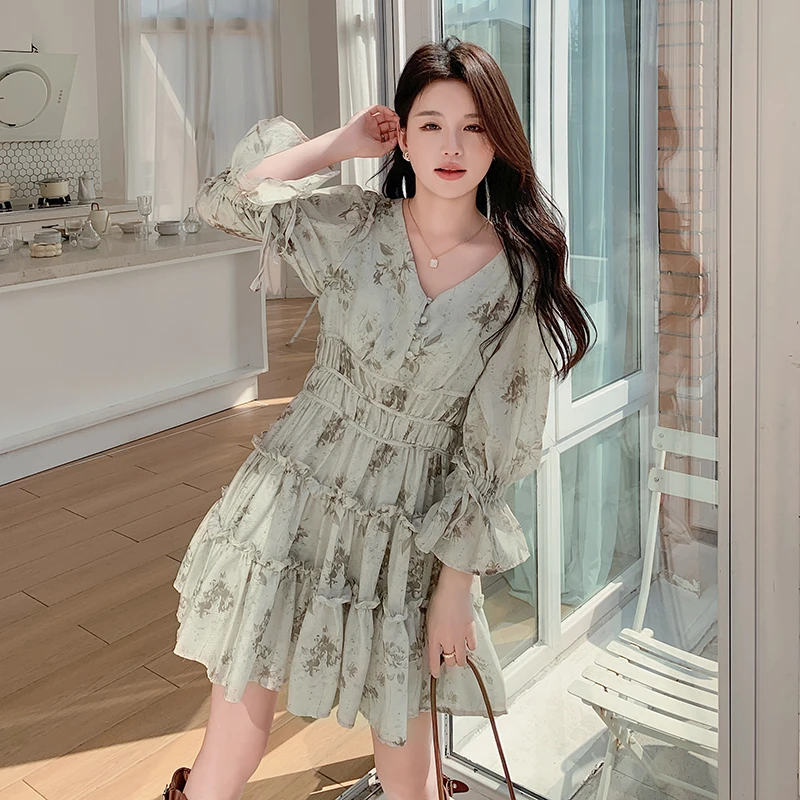 通勤宽松腰茶歇裙时尚甜美春秋温柔法式碎花连衣裙