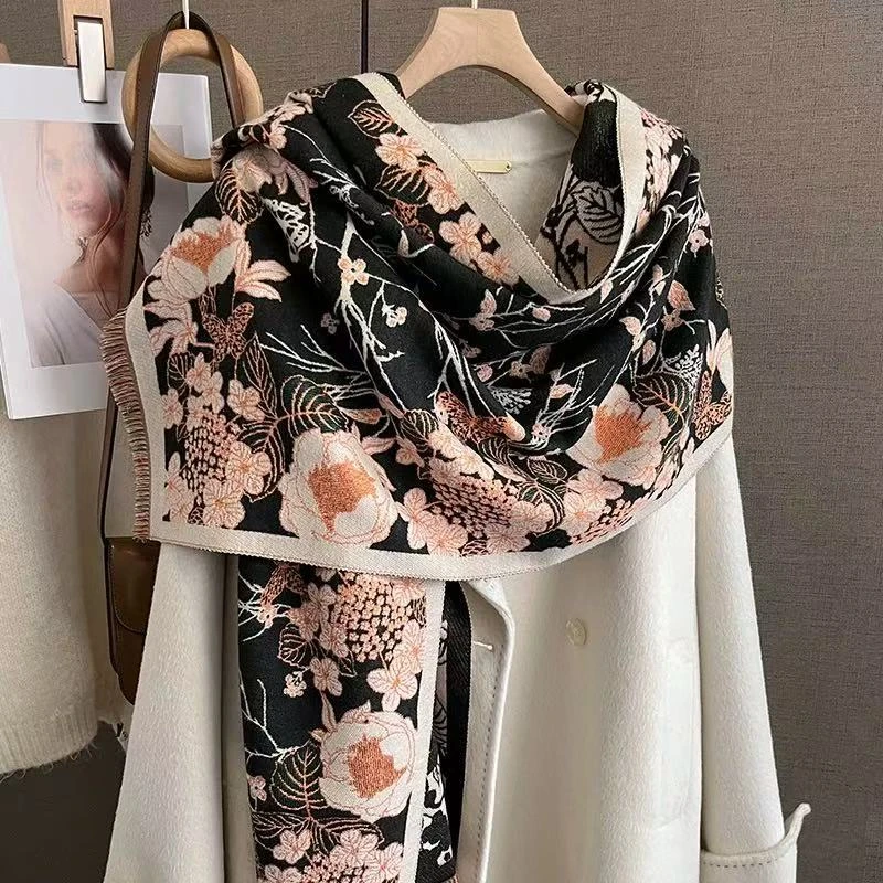 2025新款秋冬季可爱韩版围巾围脖空调披肩高级感双面双带