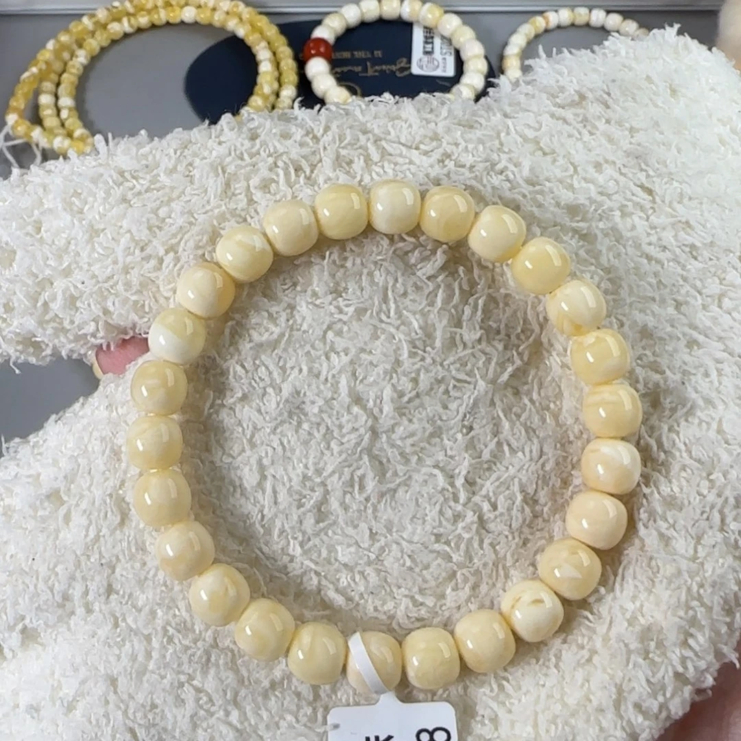 琥珀未镶嵌珠宝奇石8