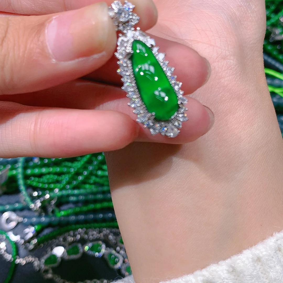 翡翠戒指未镶嵌天然翡翠