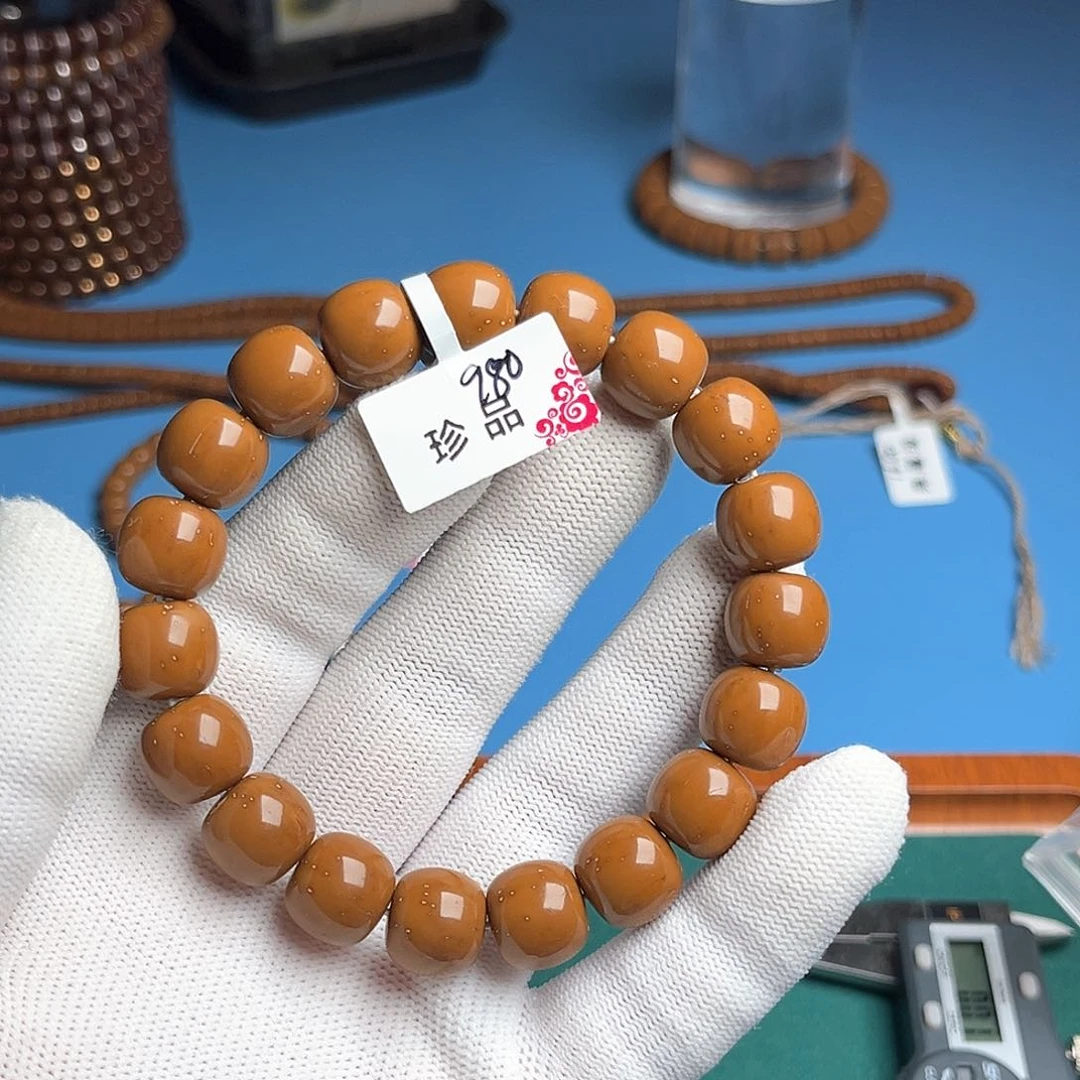 紫金鼠手串哈****火12尺寸珍品鼠