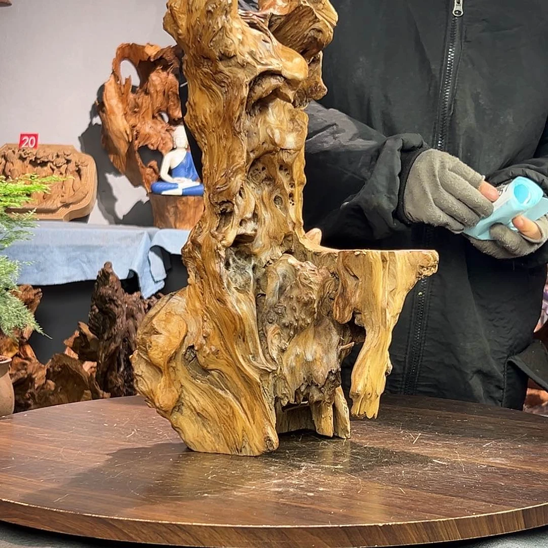 香杉木大**写887())678888)()67888