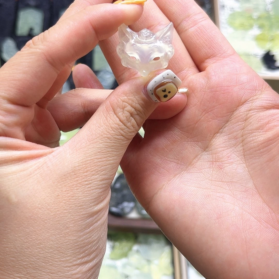 岫玉未镶嵌吊坠(赠链)