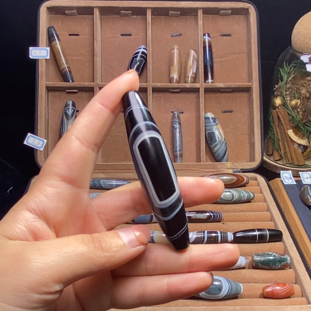 ****玛瑙/玉髓未镶嵌颈饰