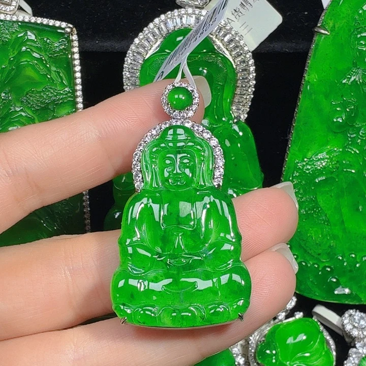 翡翠未镶嵌颈饰天然A货翡翠