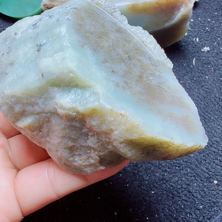 和田玉（糖玉）未镶嵌珠宝半成品