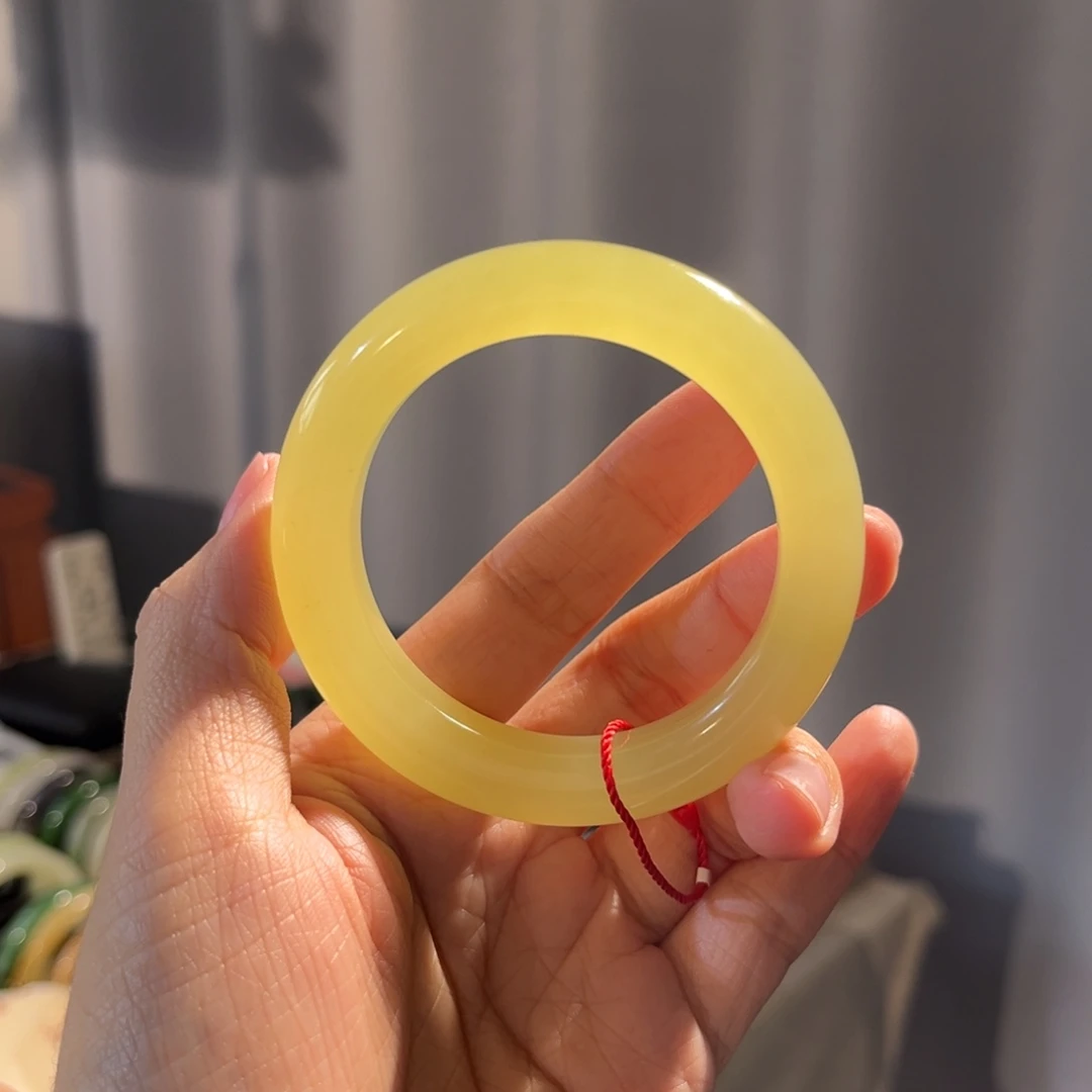 和田玉未镶嵌手镯  「冰胶鸡油黄」