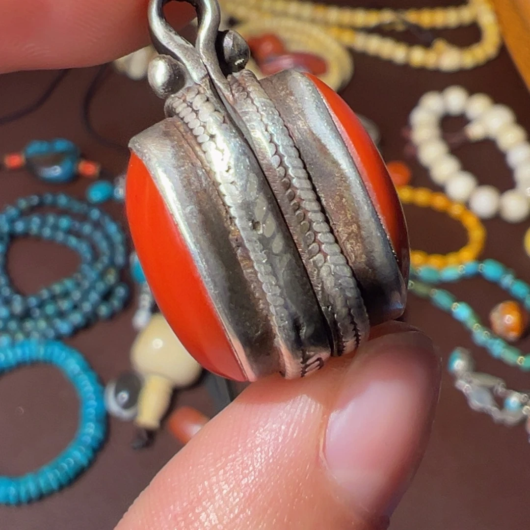 常***琼吊坠（不含链）琉璃