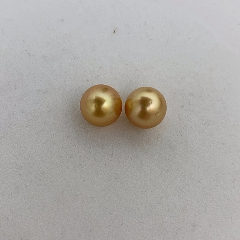 【闪购商品】未镶嵌12.2mm金珠扁圆对珠大白海水珍珠起****子