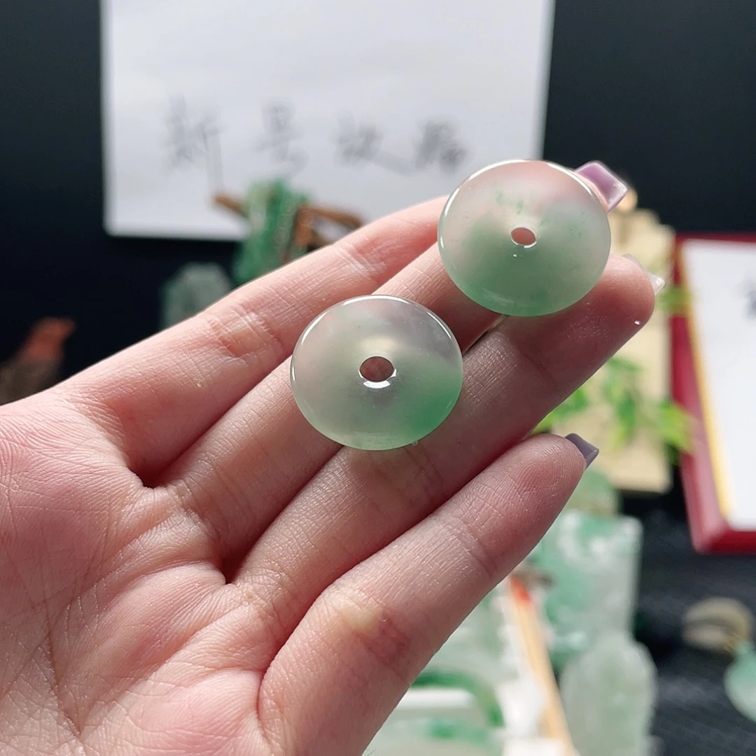 未镶嵌吊坠石英质玉