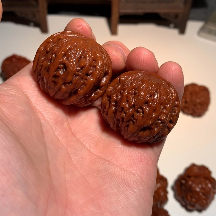 戒***满桃核吊坠铁锤24WCH#00#