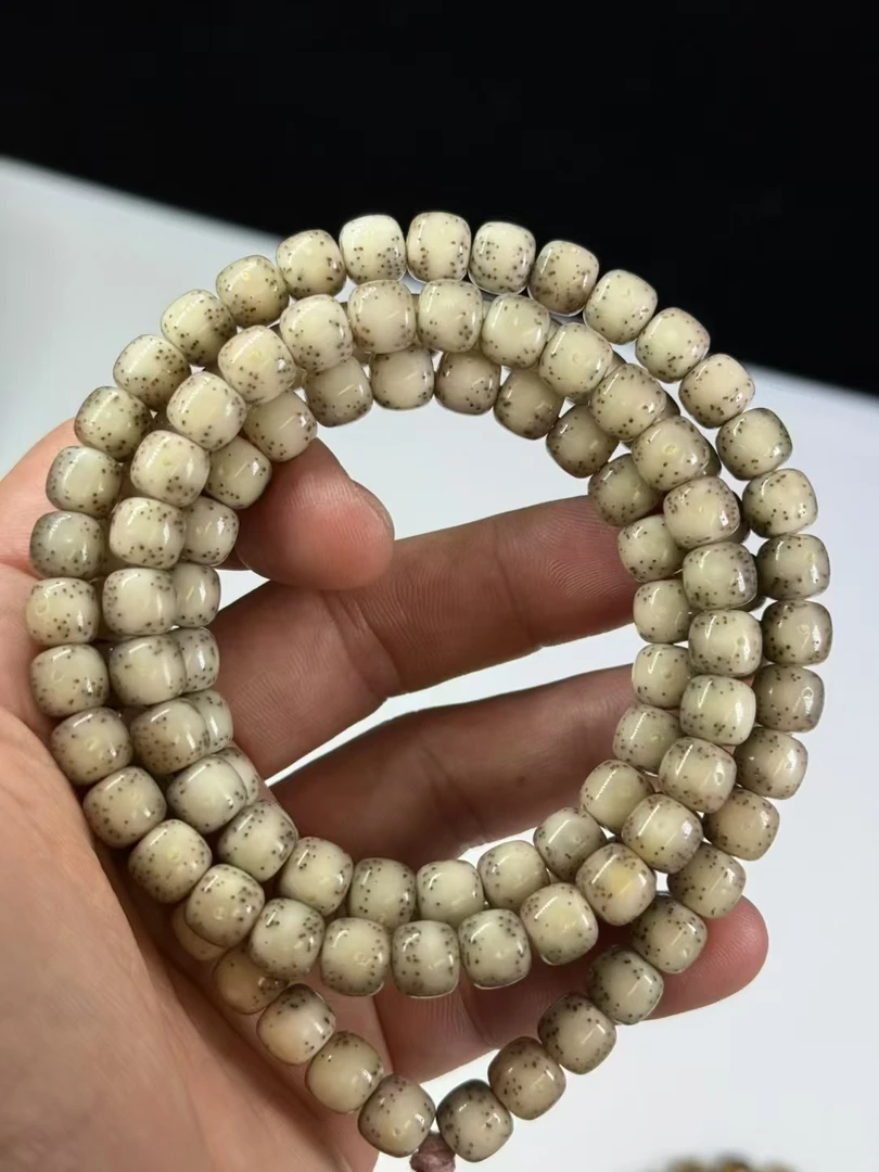 星月菩提原生态石玉料8-7糯冰细星款108