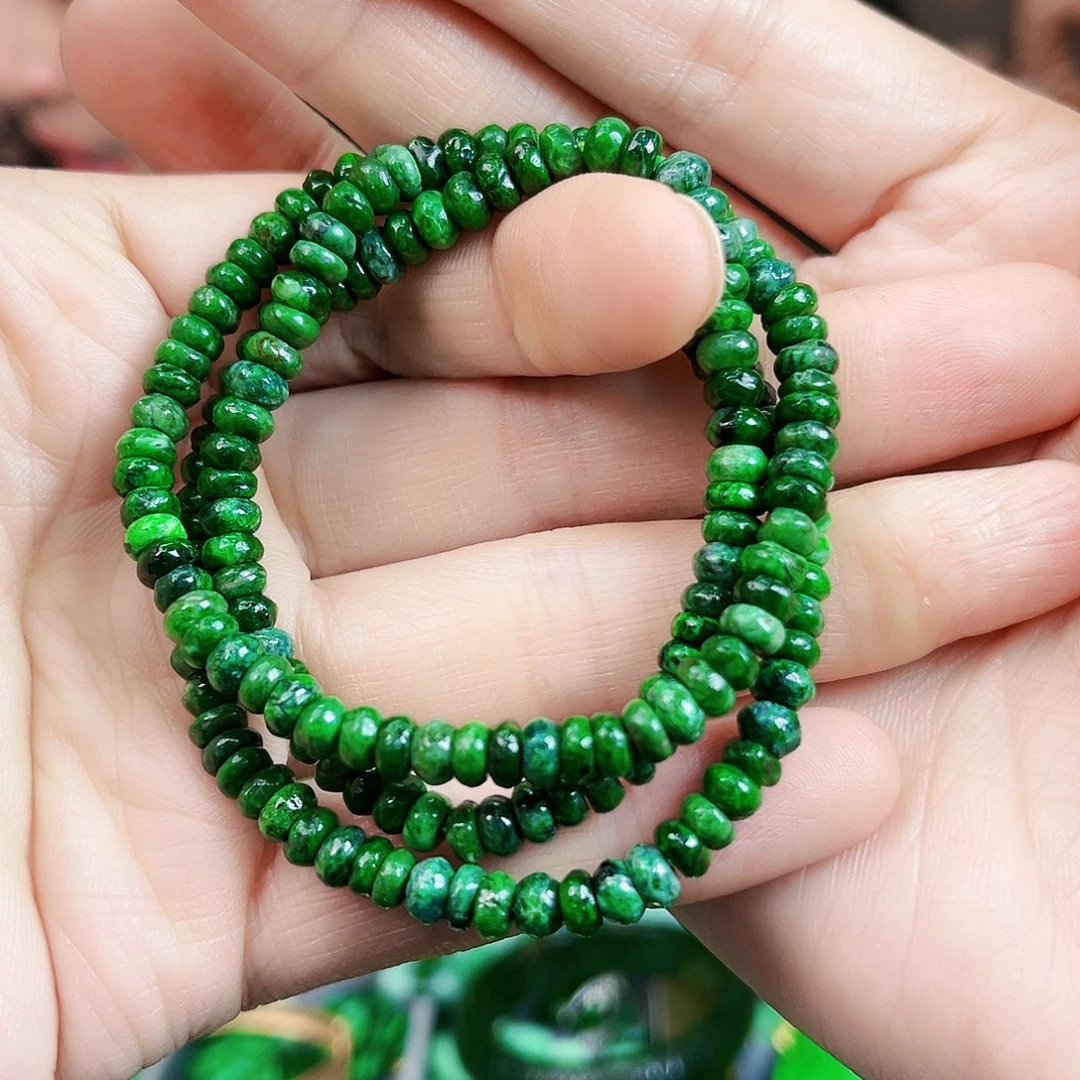 翡翠颈饰未镶嵌项链多样性