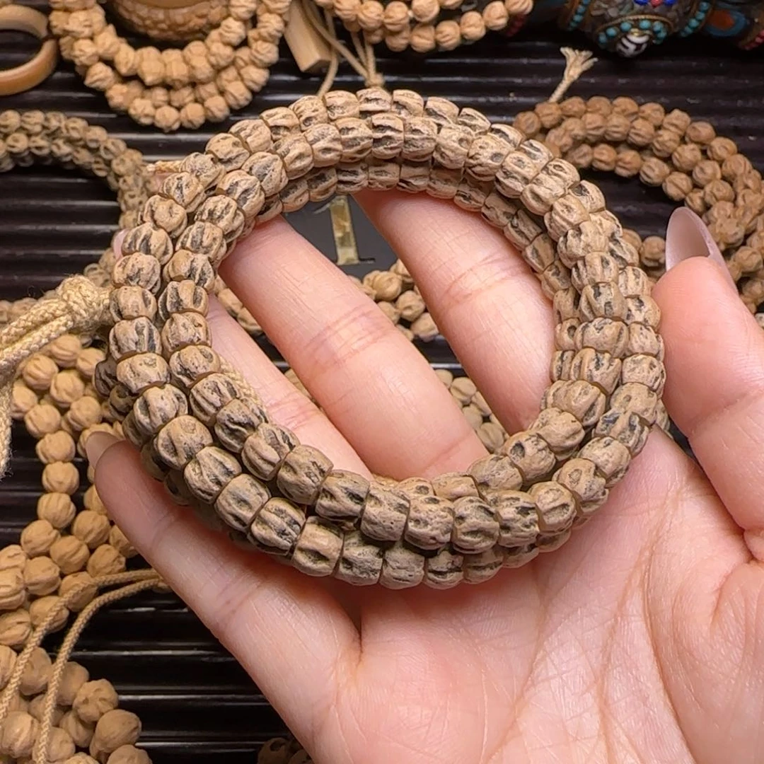 柏香籽/百香籽吊坠路***者