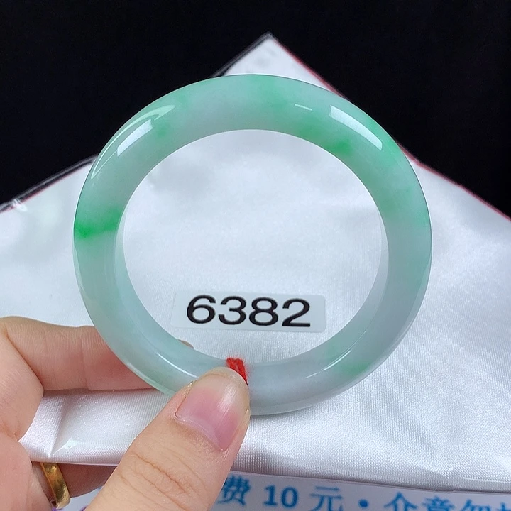 翡翠未镶嵌手镯55圈