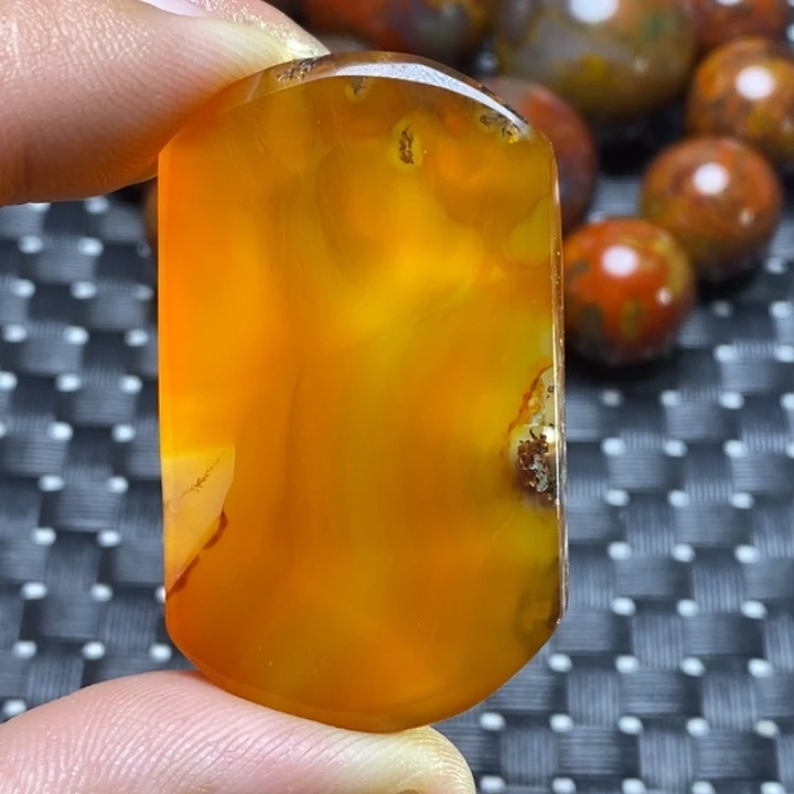 玛瑙/玉髓颈饰未镶嵌葫**子