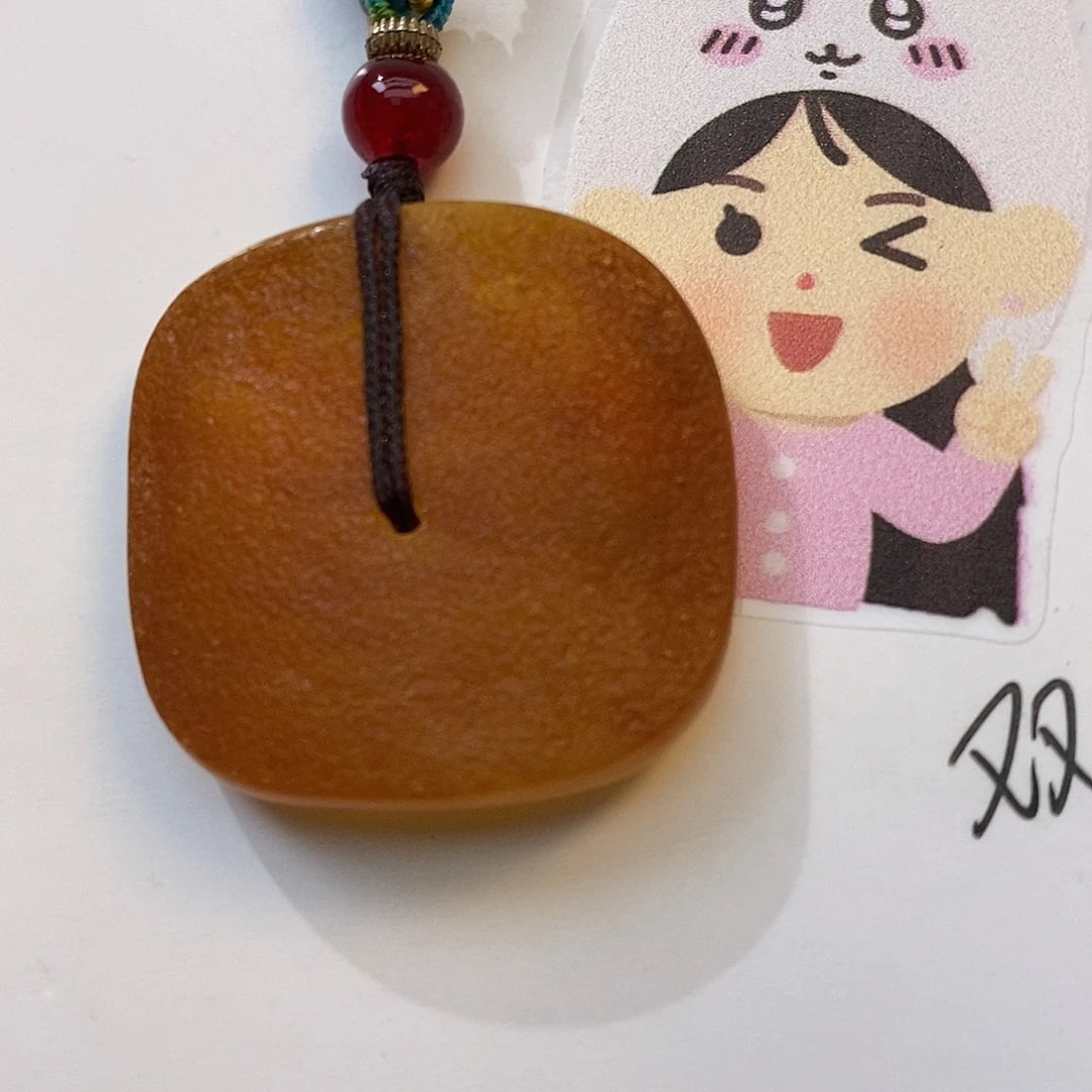 未镶嵌琥珀珠宝奇石