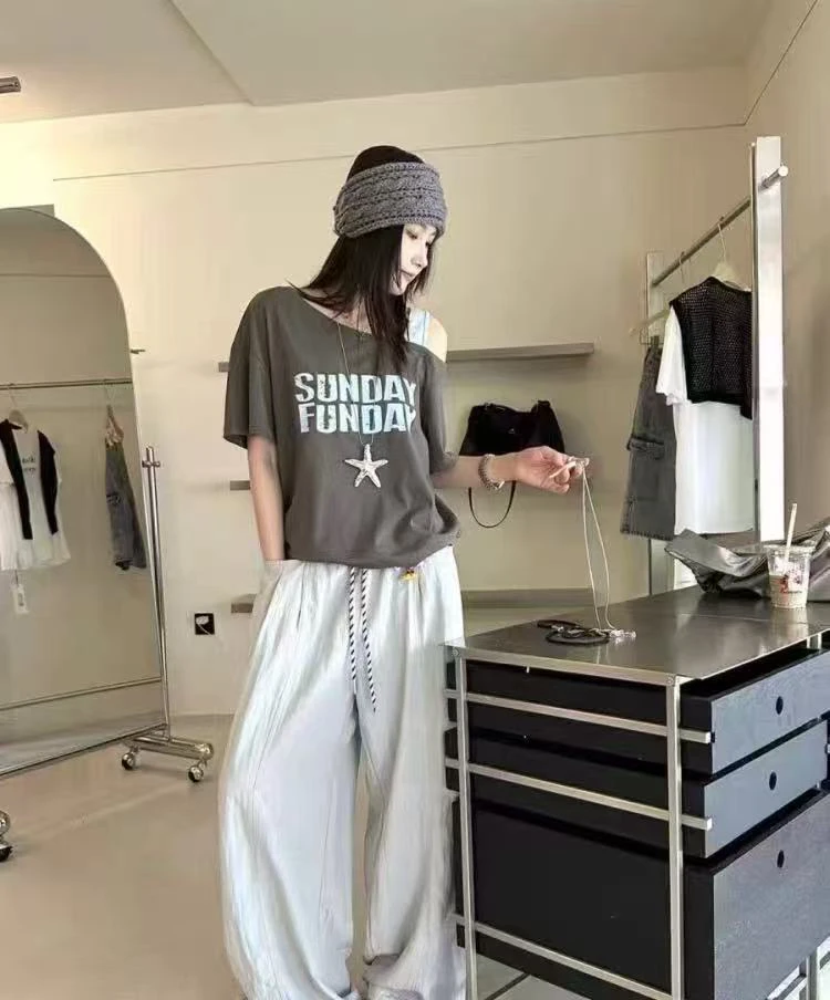 2025年夏季新款宽松斜领撞色印花假两件上衣