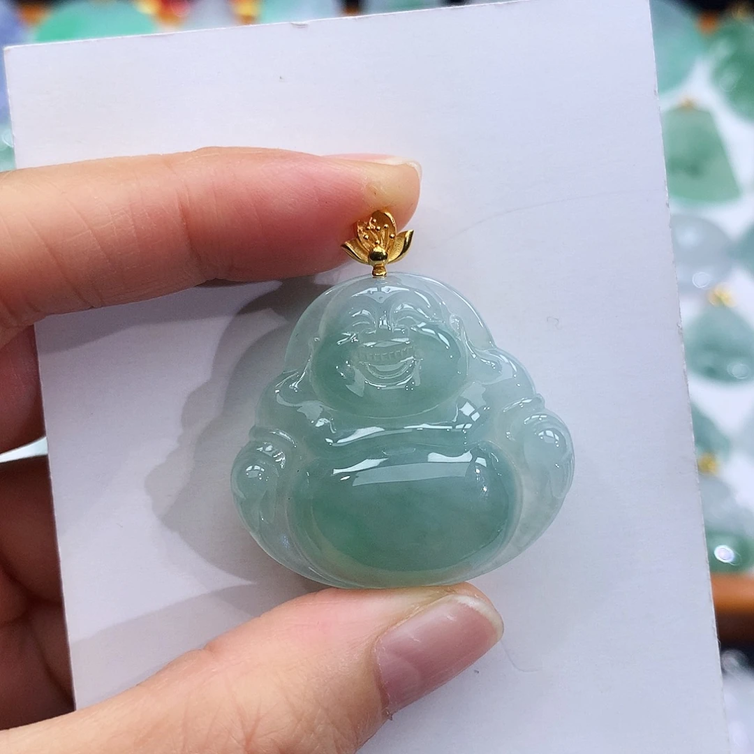 翡翠18K金镶嵌颈饰翡翠吊坠