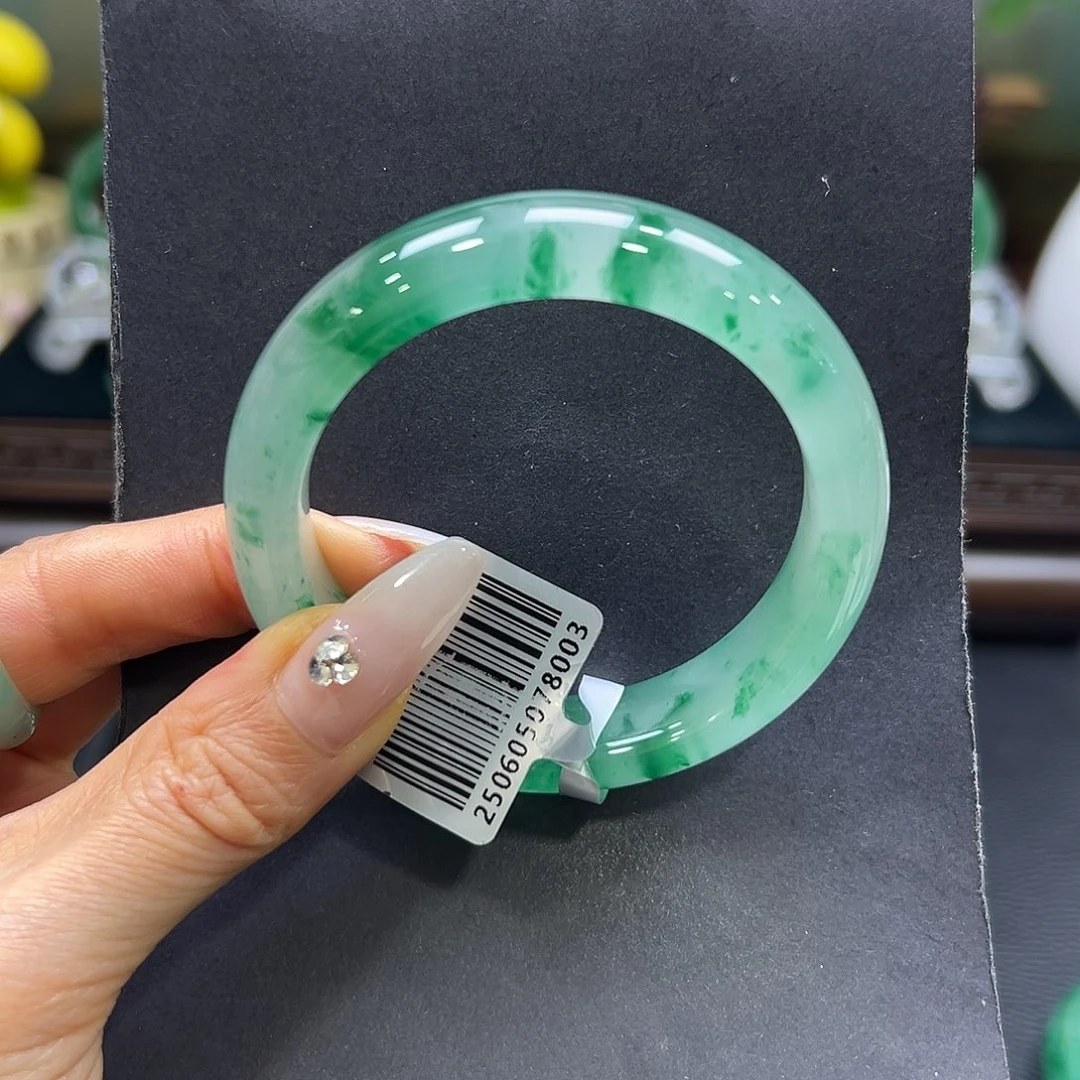 石英质玉（非洲翠）未镶嵌手镯54-55