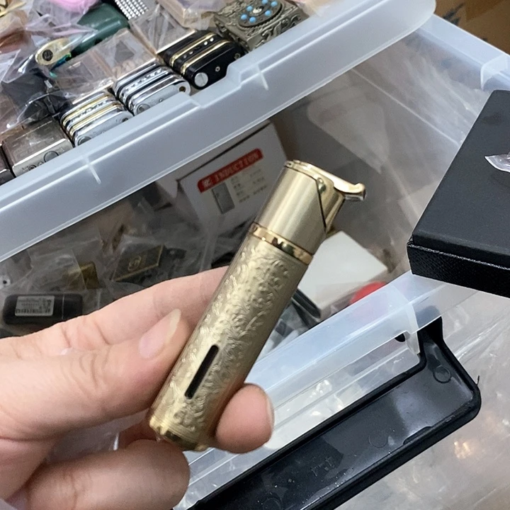 熊****充气打火机充气打火机