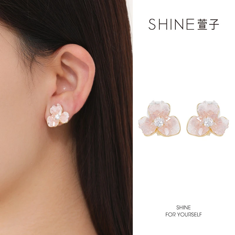 铜合金仿水晶耳饰 耳饰 SHINE优雅立体花朵水晶甜美超仙耳夹