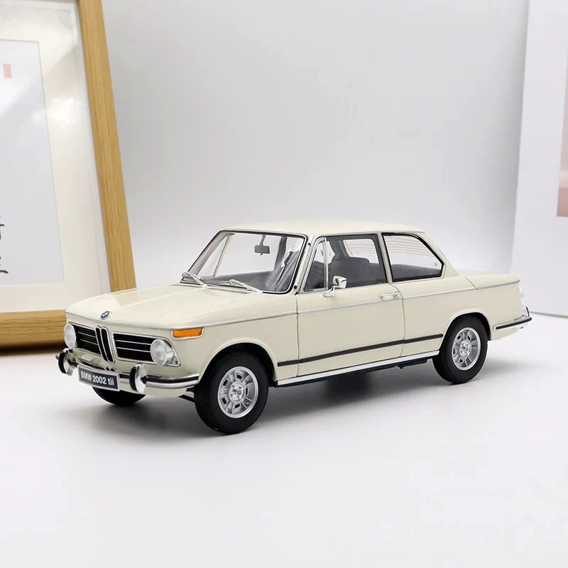 收藏宝马2002 tii BMW 3系京商原厂1:18全开仿真合金汽车模型礼品